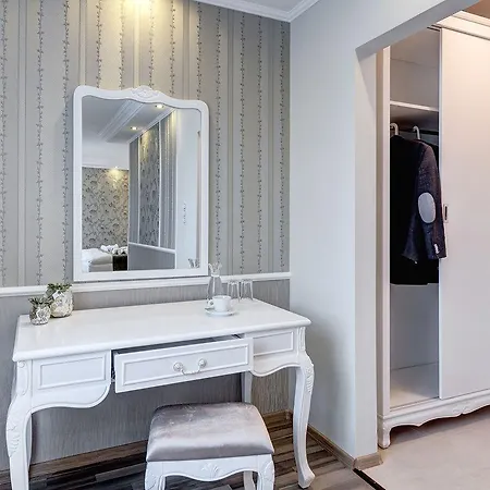 Boutique Diama ホテル 4*