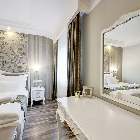 Boutique Diama Hotel Mratín