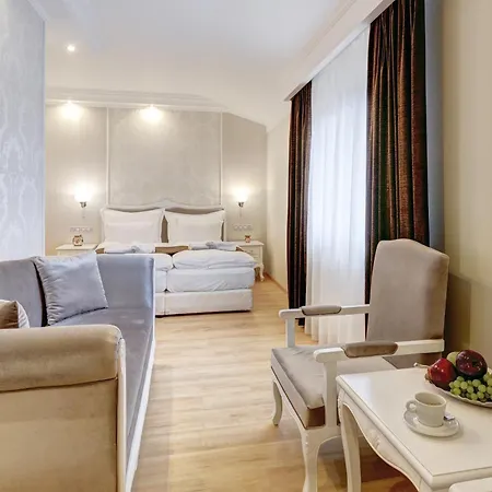 ホテル Boutique Diama Mratín