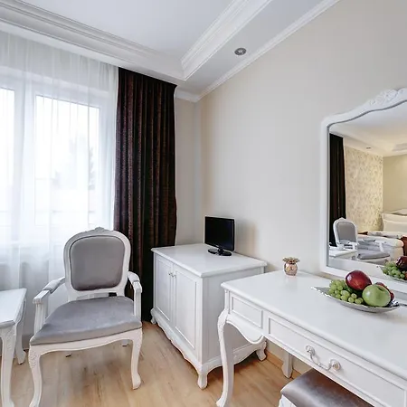 Boutique Diama 4* Mratin