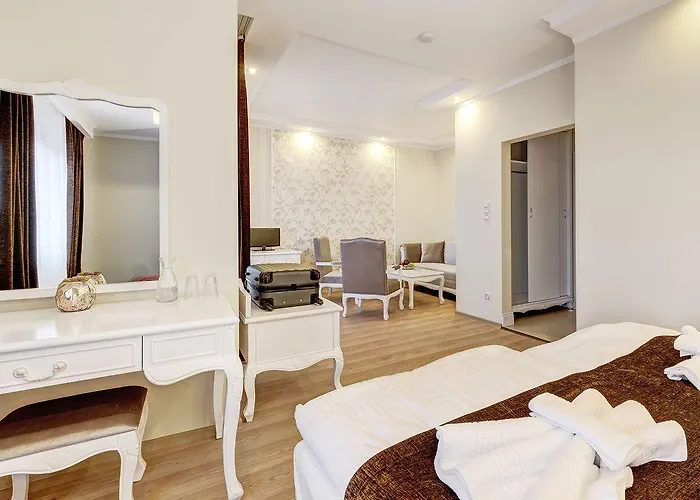 Boutique Diama Hotel Mratín