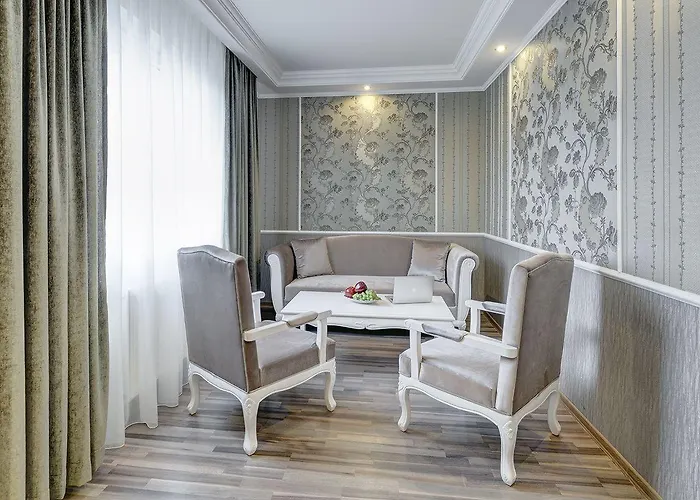 Boutique Diama 4* Mratín